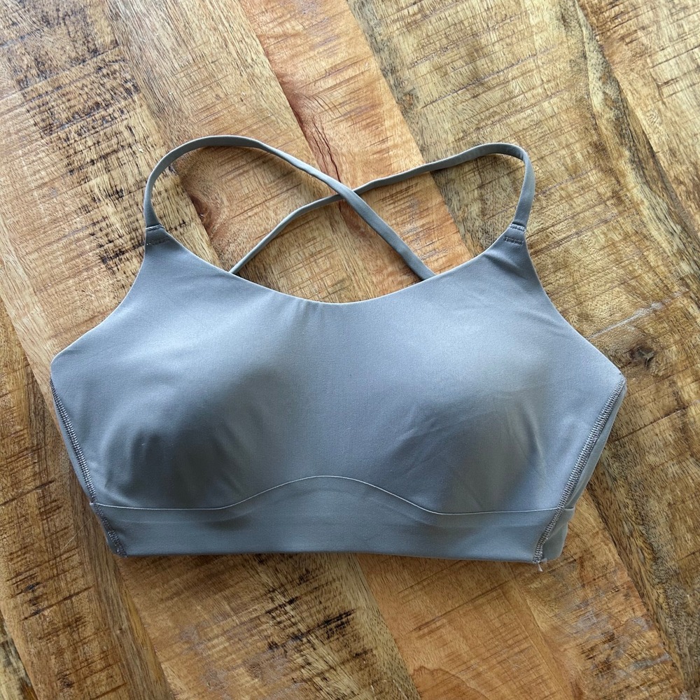 Calia by Carrie Underwood Women Gray Crisscross Strappy Sports Bra Size M